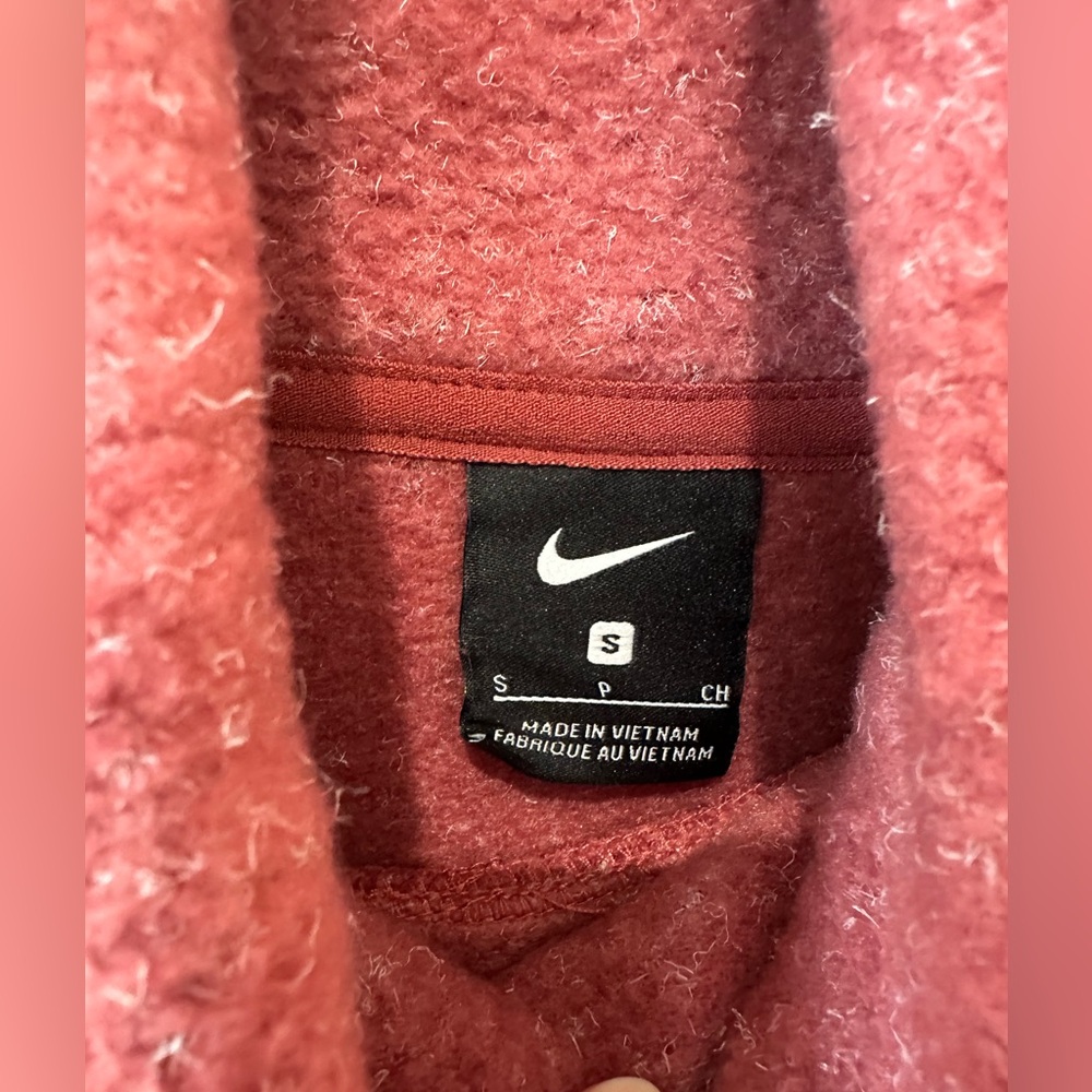 Nike Therma-FIT Mauve Cowl Neck Fleece Pullover Sportswear SMALL - Picture 4 of 4